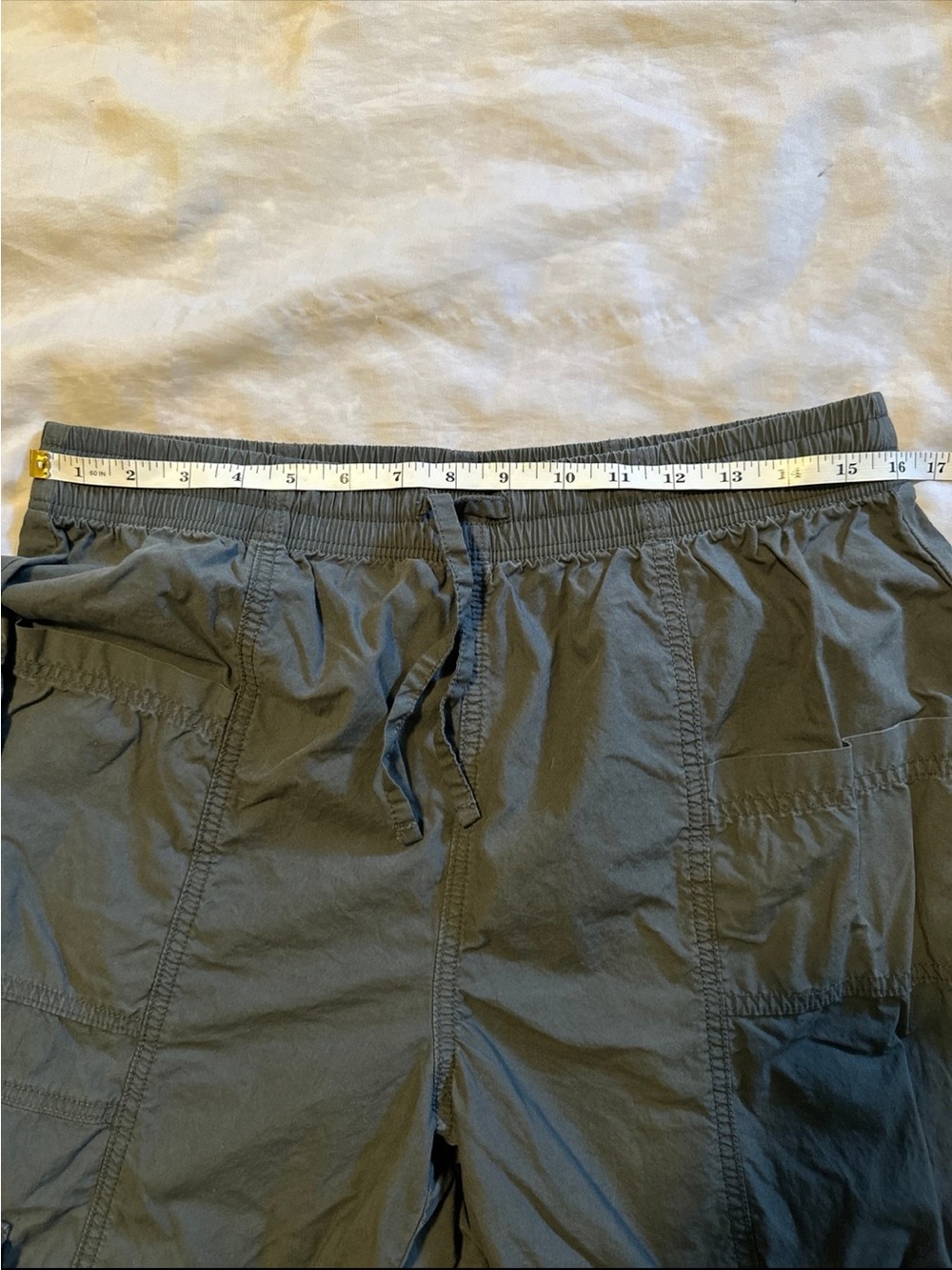 Aerie Charcoal Gray Cargo Pants Sz M - Picture 3 of 8